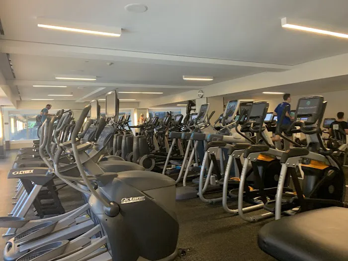 Equinox Downtown LA Picture 3