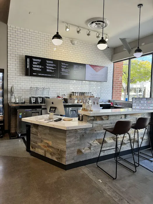 Barry's Pasadena Picture 10