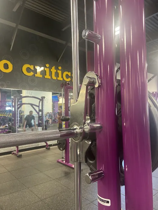 Planet Fitness Picture 5
