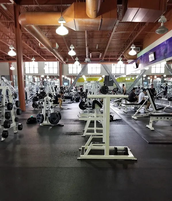 24 Hour Fitness Picture 6