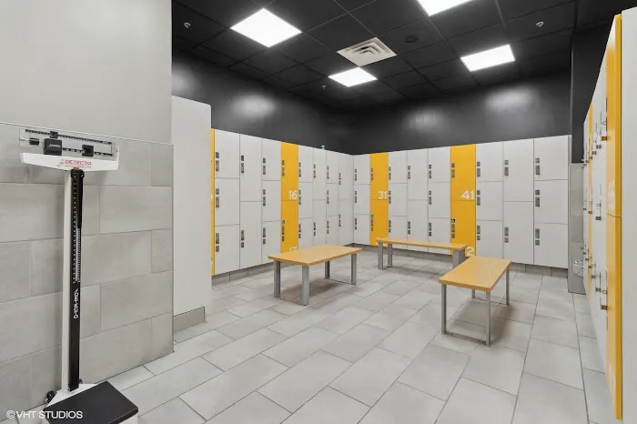 Crunch Fitness - Monrovia Picture 10