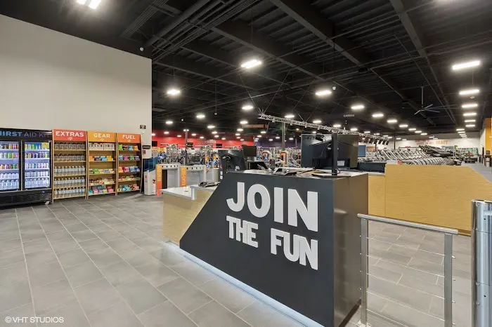 Crunch Fitness - Monrovia Picture 2