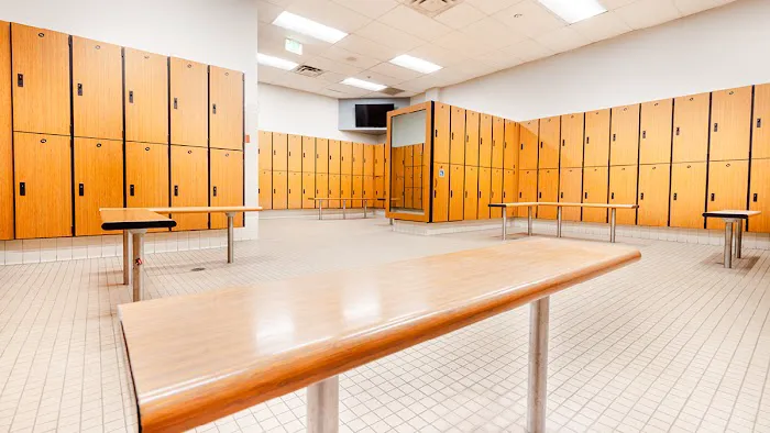 24 Hour Fitness Picture 4