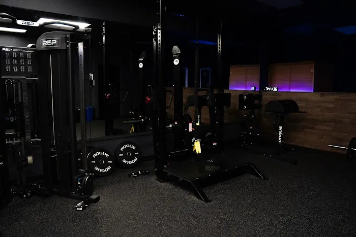 Elite Fitness & Wellness Picture 3