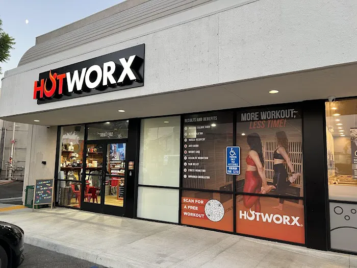 HOTWORX - Huntington Beach, CA - Five Points Picture 6