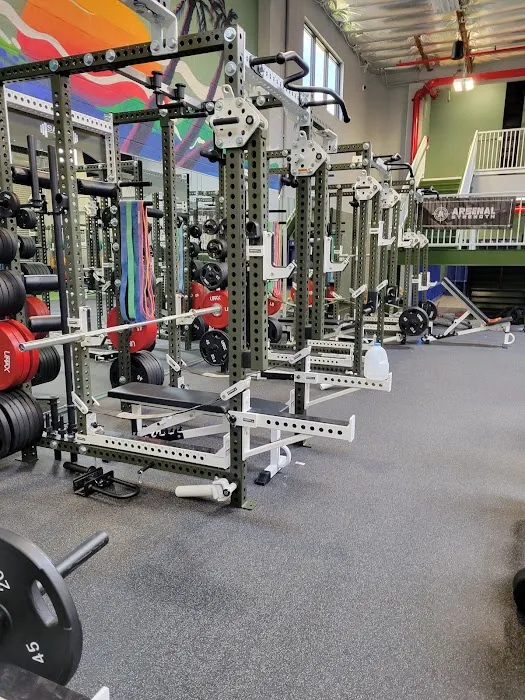 Sam's Body Shop HB Picture 5