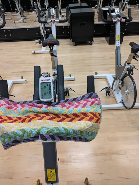 LA Fitness Picture 6