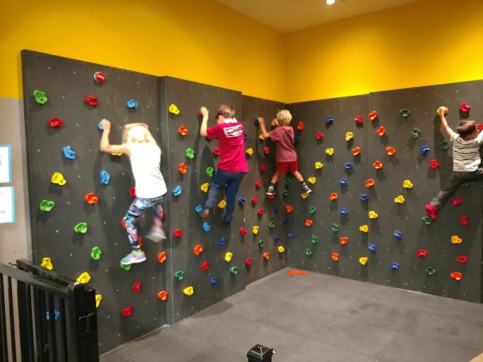 CrossFit Costa Mesa Picture 7