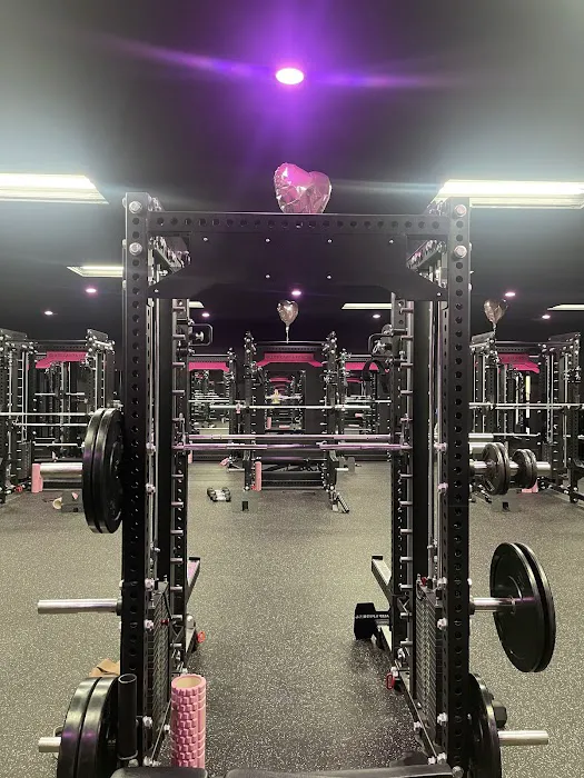 Glute Camp & Fitness Picture 8