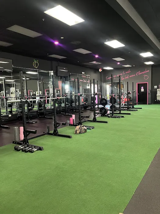 Glute Camp & Fitness Picture 3