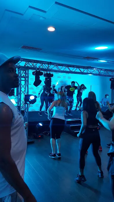 BRAVO Cardio Club SANDY Zumba Picture 10