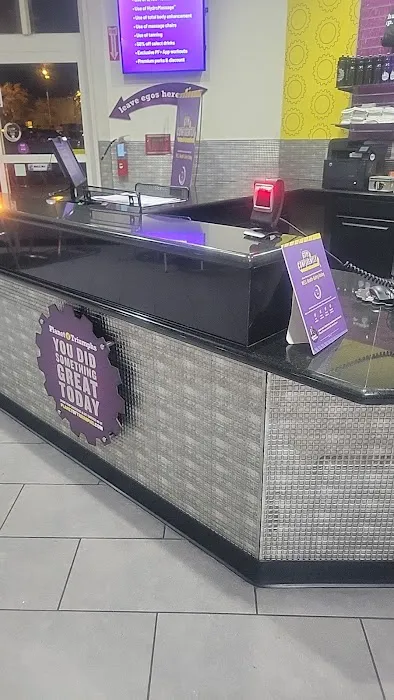 Planet Fitness Picture 5