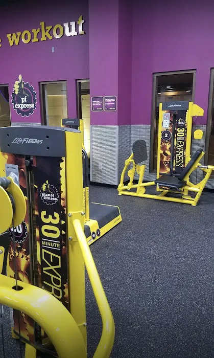 Planet Fitness Picture 4
