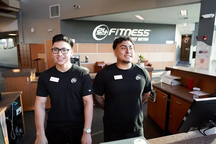 24 Hour Fitness Picture 3