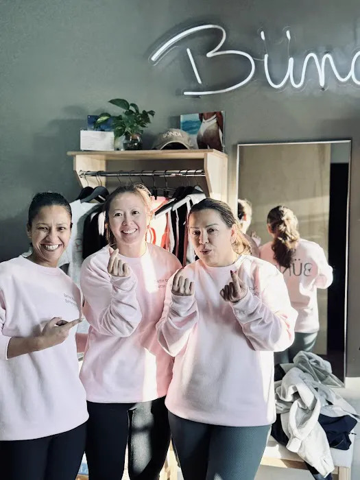 Bünda Costa Mesa Picture 7