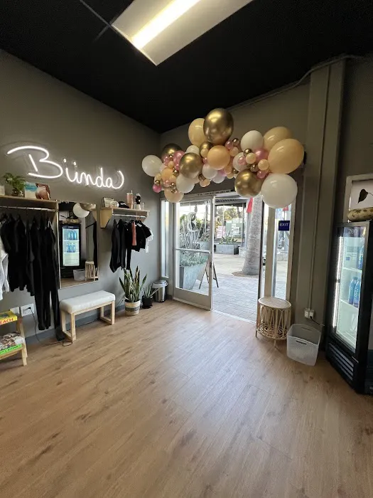 Bünda Costa Mesa Picture 10