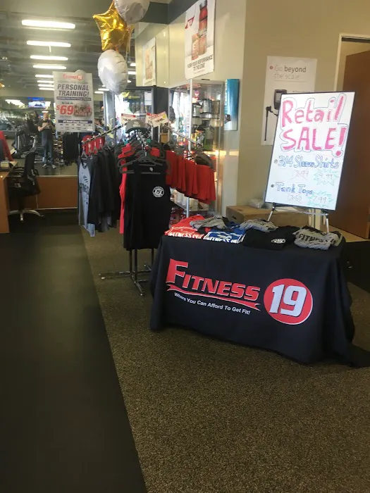 Fitness 19 Picture 10