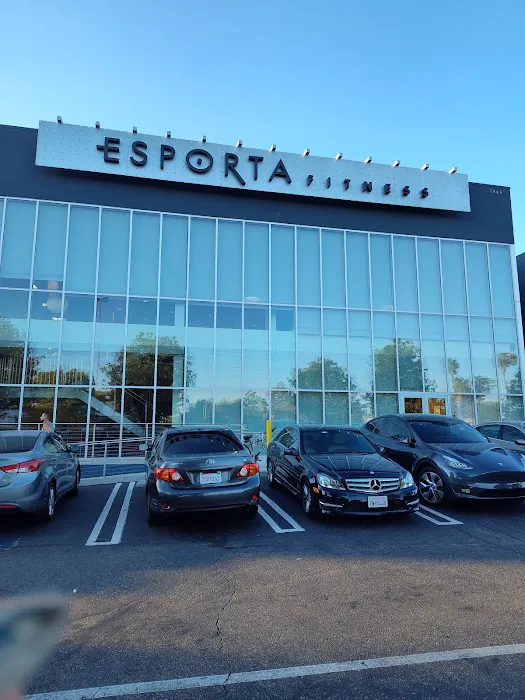 LA Fitness Picture 8