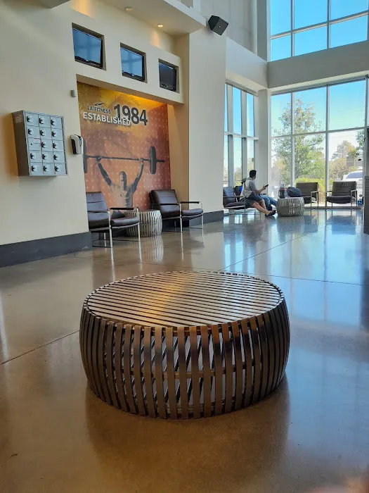 LA Fitness Picture 2