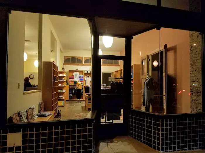 Yoga House Picture 6