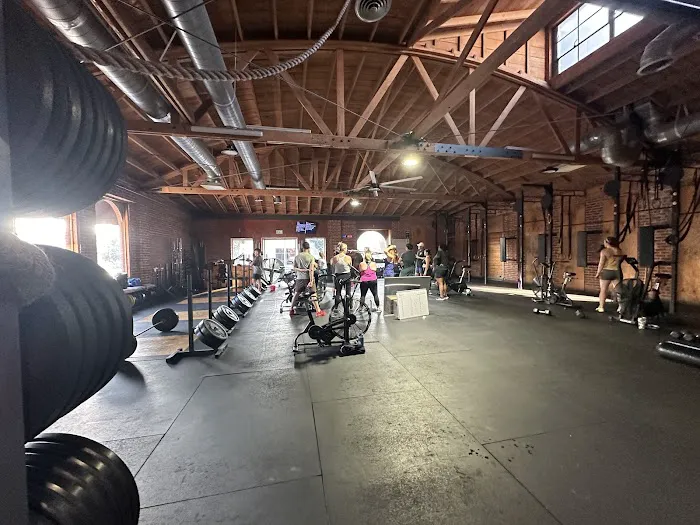 Crown City Fitness Picture 3