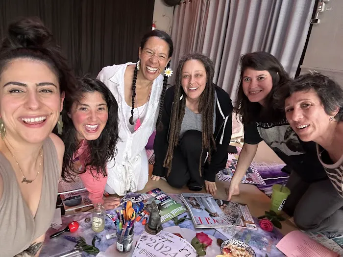 Kundalini Silverlake Picture 1