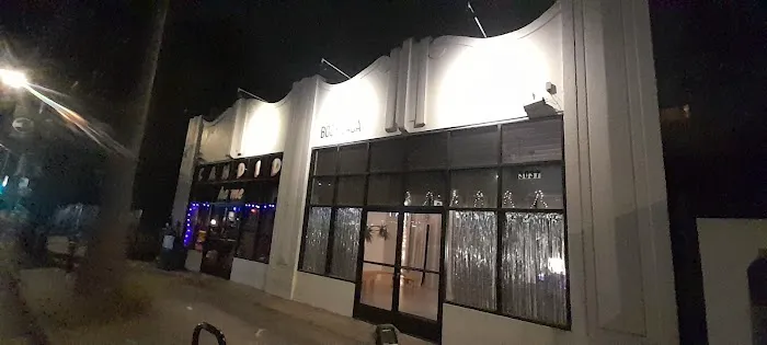 Body Dada Silver Lake Picture 3