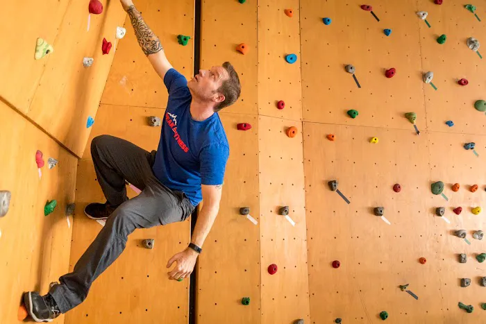 Peak 5 Fitness - CrossFit, Bootcamp, Personal Trainer Picture 8