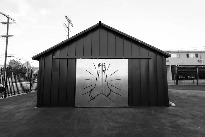 Y7 Studio Silver Lake Picture 8