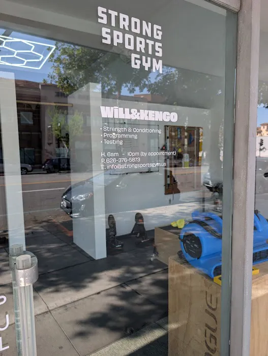 Strong Sports Gym Picture 6