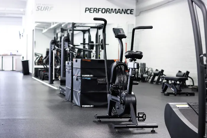 STR8 Performance Picture 1