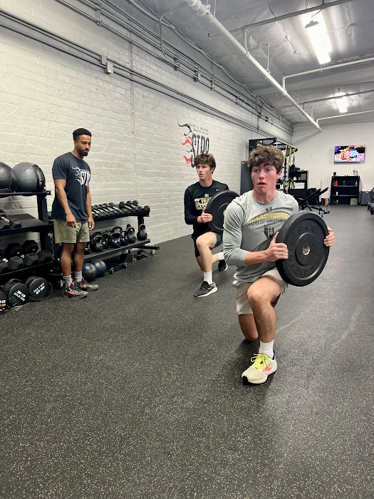 STR8 Performance Picture 10