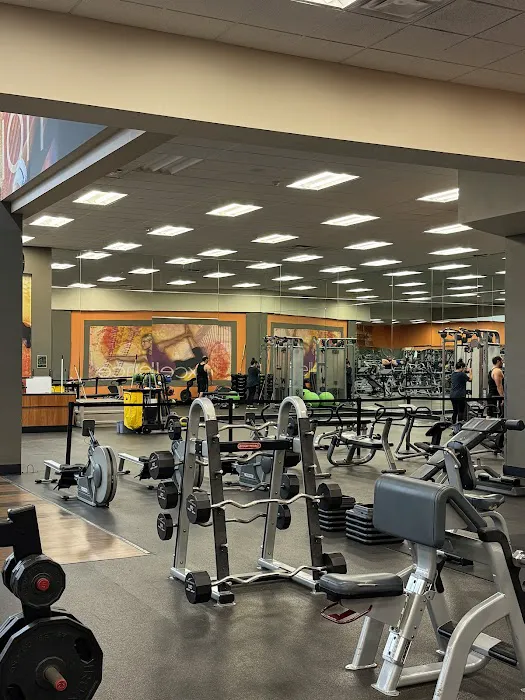 LA Fitness Picture 1