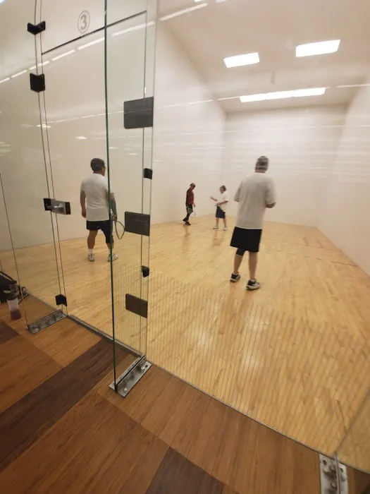 LA Fitness Picture 8