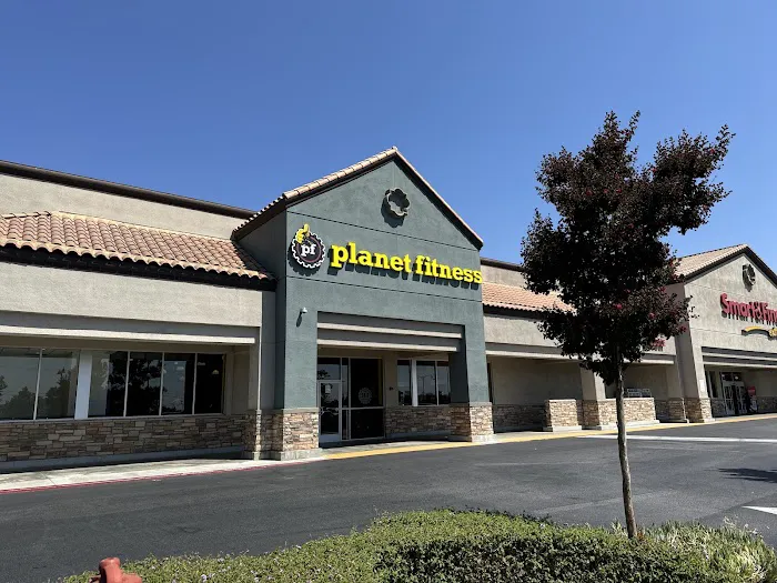 Planet Fitness Picture 4