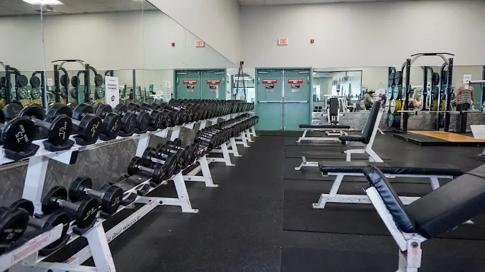 24 Hour Fitness Picture 7