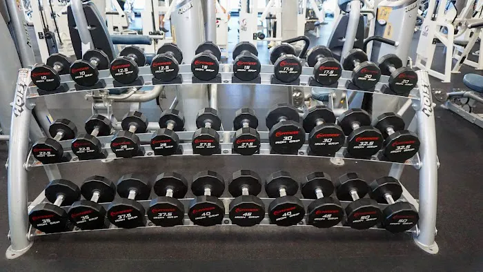 24 Hour Fitness Picture 9