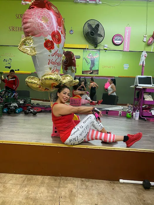 Zumba Mania Fitness Picture 10