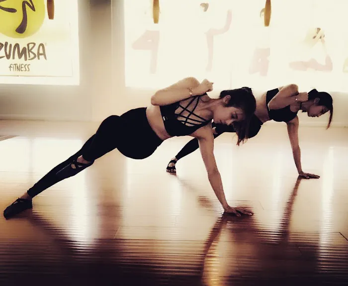 Violet Yoga Fitness Picture 5