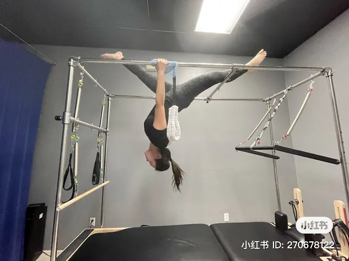 Violet Yoga Fitness Picture 3