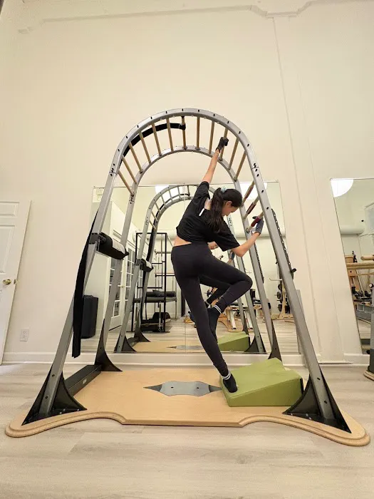 Let's Pilates Picture 9