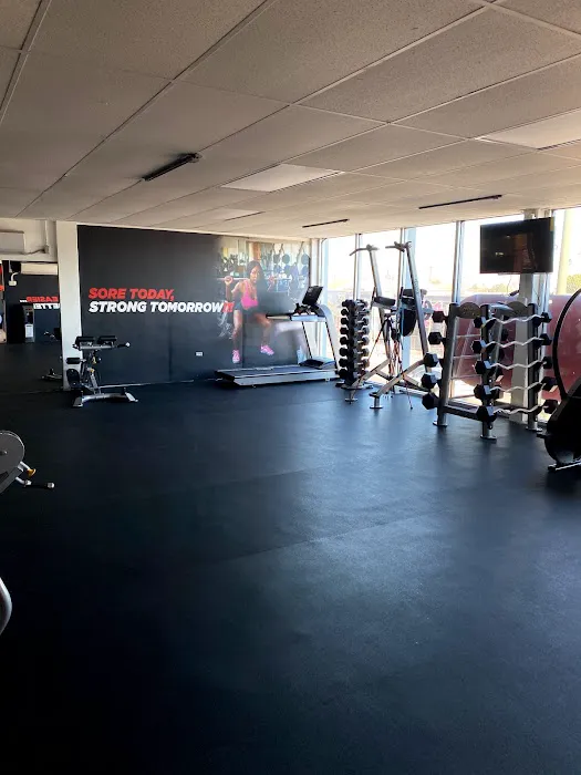 NEW BODY FITNESS TRAINING STUDIO Picture 9