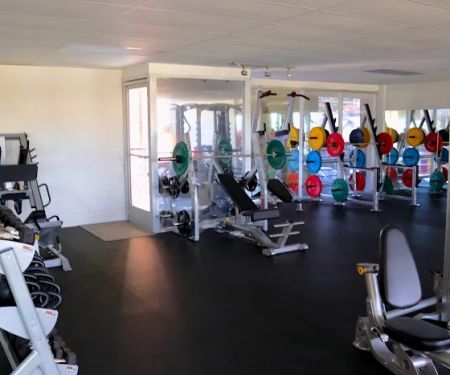 NEW BODY FITNESS TRAINING STUDIO