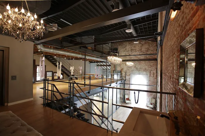 D&A Flying Yoga / Bungee Fitness / Pole Dance Picture 6