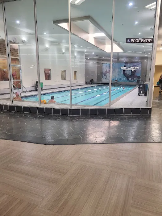 LA Fitness Picture 1