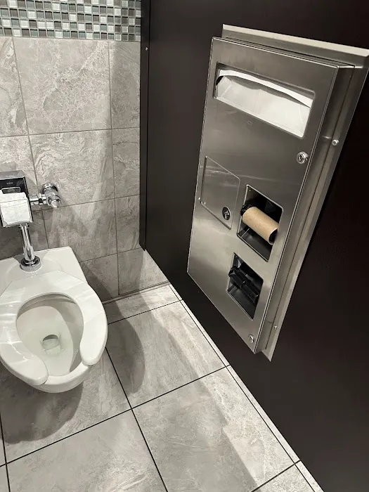 Planet Fitness Picture 6