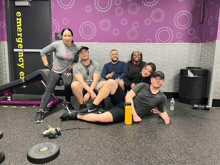 Planet Fitness Picture 6