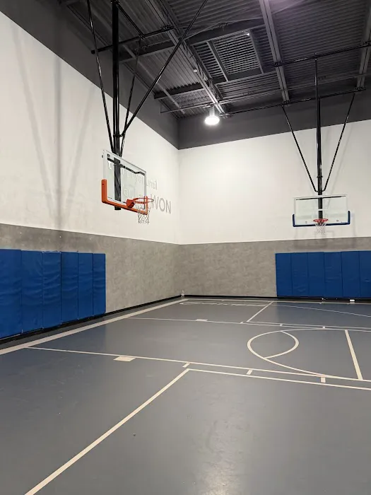 24 Hour Fitness Picture 4