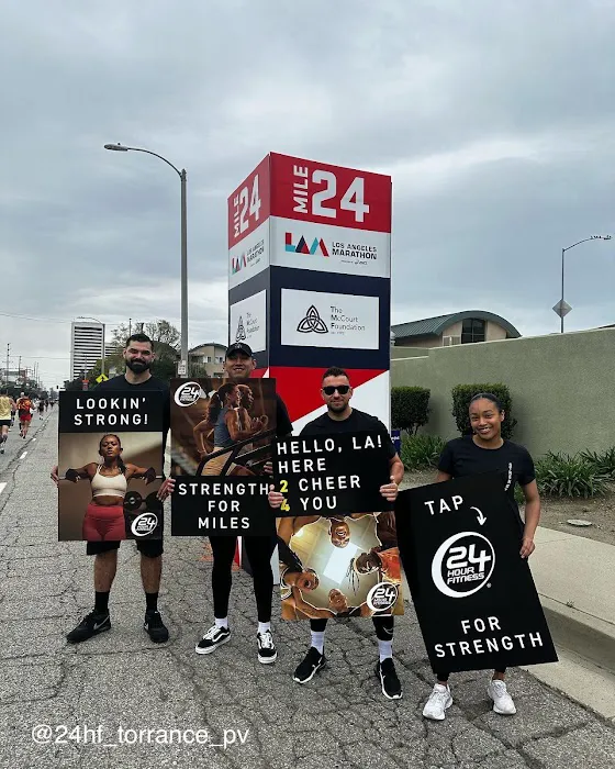 24 Hour Fitness Picture 10