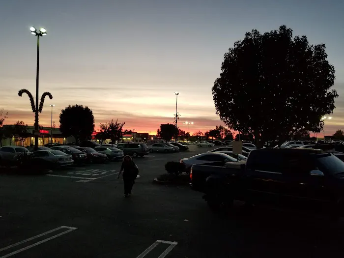 Planet Fitness Picture 9